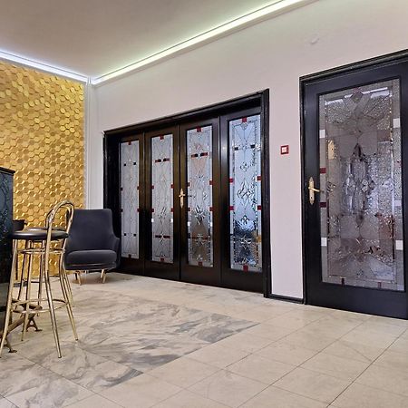 Top Center Cozy And Spacious Apartment Sofía Exterior foto