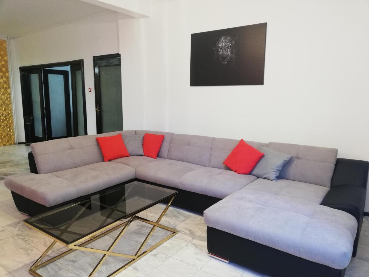 Top Center Cozy And Spacious Apartment Sofía Exterior foto